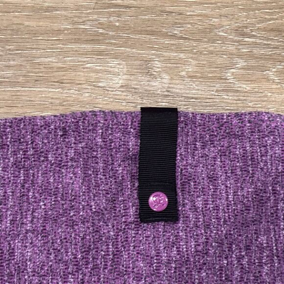 Lululemon Vinyasa Scarf Purple - Picture 6 of 10